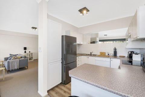 Accommodate Canberra The Summit - New Castle Holiday 5