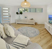 Advance Place - New Castle Holiday