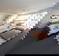 Ocean Shores Unit 11 at South West Rocks - New Castle Holiday