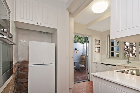 Alderly Private Apartments - New Castle Holiday 2