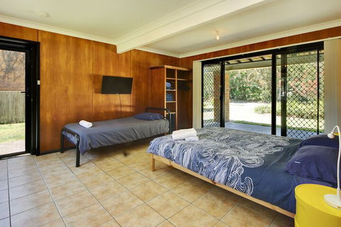 Ammaboolah At Hat Head - New Castle Holiday 1