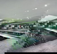 PPT50 Sleek 2 Bed Designer Abode - New Castle Holiday