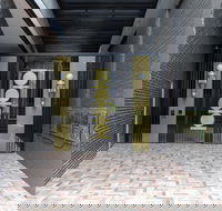 Executive Apartment Close to Sydney Airport - New Castle Holiday