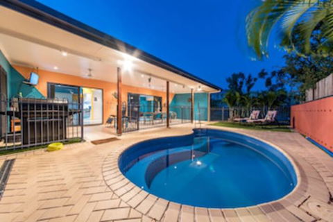 Seaside Hideaway - Hideaway Bay - New Castle Holiday 0