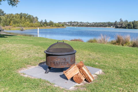 Holiday Haven Burrill Lake - New Castle Holiday 4