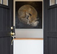 Fox on the Run - Motel Kilmore - New Castle Holiday