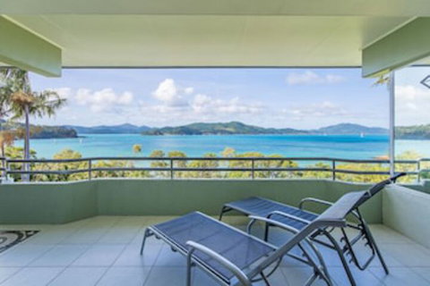 Lagoon 202 On Hamilton Island - New Castle Holiday 0