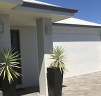 Be Wowed By Bayou - New Castle Holiday