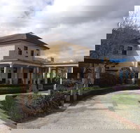 Linden Hall - New Castle Holiday