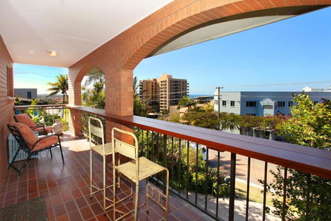 54 Coolum Terrace Coolum Beach - New Castle Holiday 4