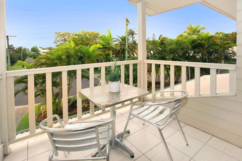 11 Dalmor Court Coolum Beach Pet Friendly Linen Supplied 500 BOND - New Castle Holiday 5