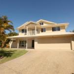 11 Dalmor Court Coolum Beach Pet Friendly Linen Supplied 500 BOND - New Castle Holiday 0