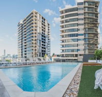 2 Bed Brisbane Resort Apartment - New Castle Holiday