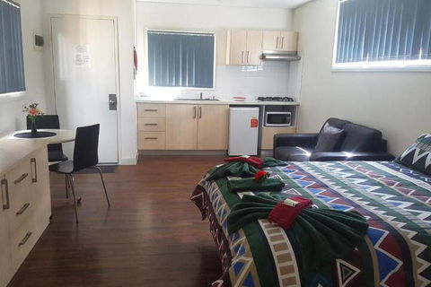 Acclaim Goldminer Tourist Caravan Park - New Castle Holiday 5