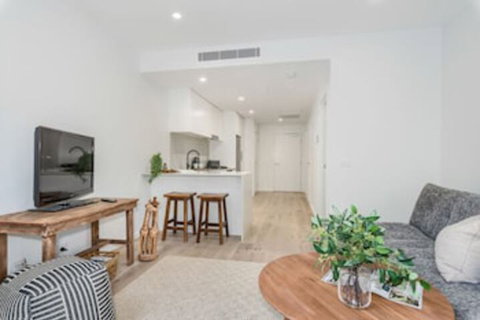 Herald 1 Bedroom Apartment Inner City - New Castle Holiday 3