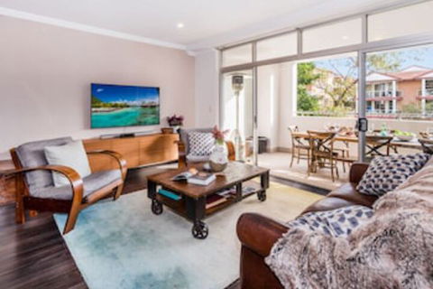 Bondi Bae - New Castle Holiday 0