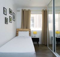 Manly Beachfront Apartment - New Castle Holiday