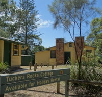 Tuckers Rocks Cottage - New Castle Holiday