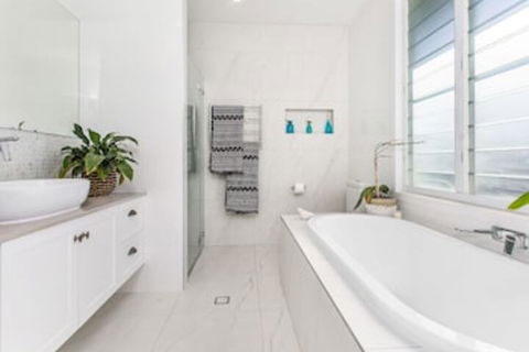 Kia Orana Island Home - New Castle Holiday 6