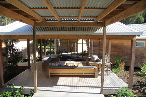 The Banksias - New Castle Holiday 6