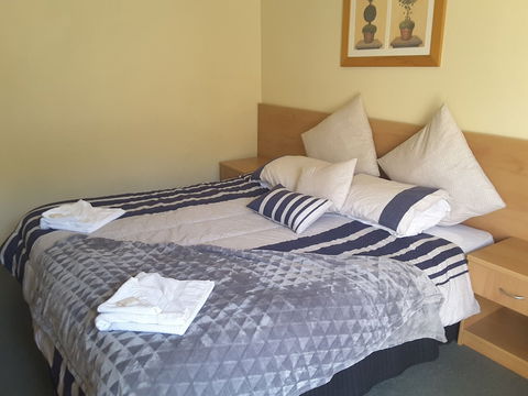 Blue Mountains Motel - New Castle Holiday 6