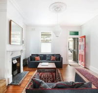 European Elegance in Darlinghurst - New Castle Holiday