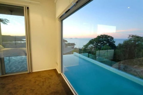 Horizons - New Castle Holiday 4