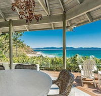 Your Luxury Escape - The White House - New Castle Holiday