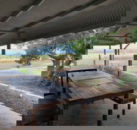 The family retreat - New Castle Holiday