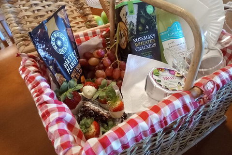 Guide Falls Cottage - New Castle Holiday 4