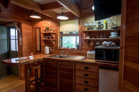 Guide Falls Cottage - New Castle Holiday 7