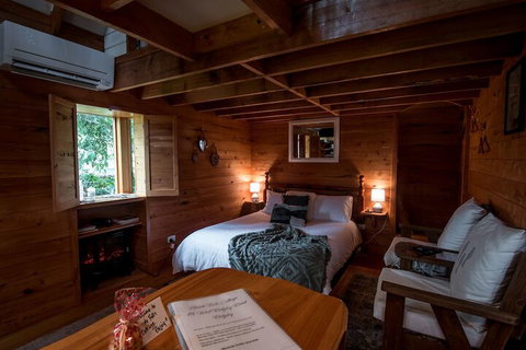 Guide Falls Cottage - New Castle Holiday 5