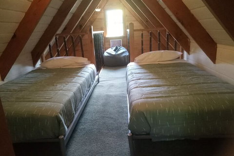 Guide Falls Cottage - New Castle Holiday 3