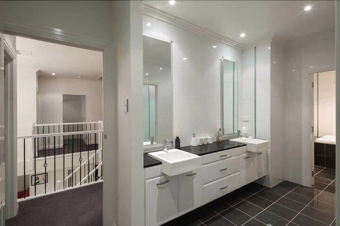 River Devine Murray Bridge - New Castle Holiday 6