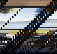 Lake Boga Caravan Park - New Castle Holiday