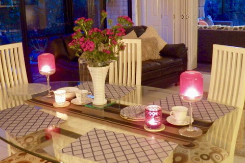 Essendon North B&B - New Castle Holiday 1