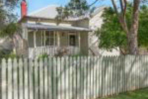 Ambiente Cottage Pet & Family Friendly - New Castle Holiday 0