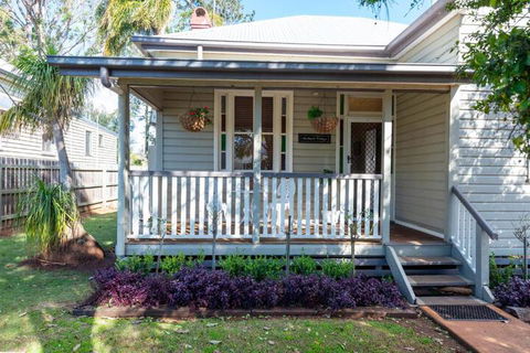 Ambiente Cottage Pet & Family Friendly - New Castle Holiday 2