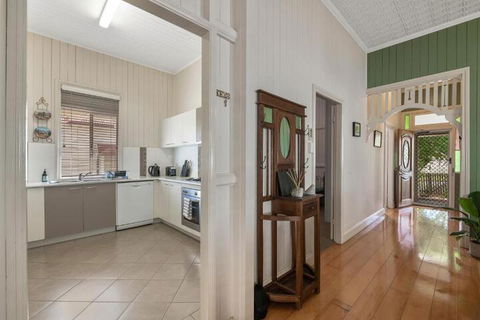 Ambiente Cottage Pet & Family Friendly - New Castle Holiday 5