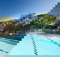 Forster Lodge 6 - New Castle Holiday