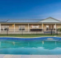 Your Luxury Escape Byron Sunset Breeze - New Castle Holiday