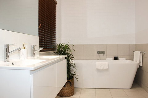 Ardeena - New Castle Holiday 4