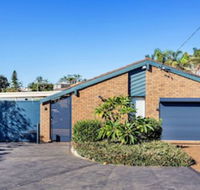 Campbell Avenue 28 - New Castle Holiday