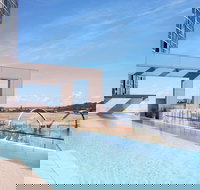 The Ritz-Carlton Perth - New Castle Holiday