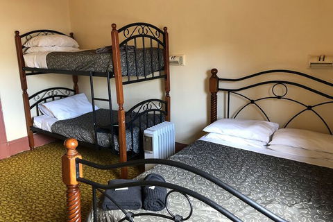 Royal Hotel - New Castle Holiday 1
