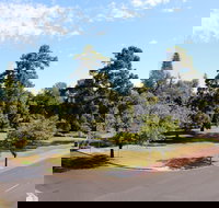 Adelaide CBD Apartment - 3BR 2Bath  Carpark - New Castle Holiday