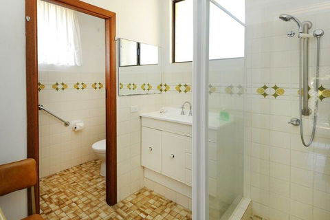 Rose Cottage Sawtell NSW - New Castle Holiday 5