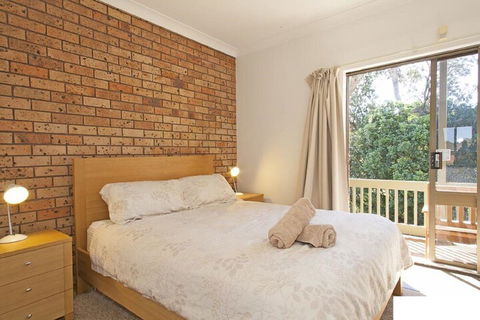 Banksia Sawtell NSW - New Castle Holiday 2