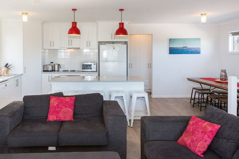 Dune At Carrickalinga 22 Taronga Crescent - New Castle Holiday 7