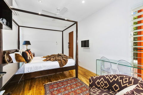 Ocean Pearl On Eclipse - New Castle Holiday 4